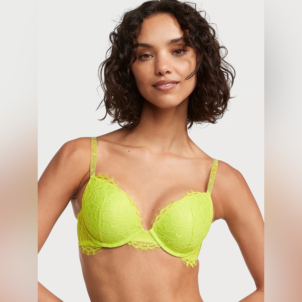 VERY SEXY
Shine Chain Strap Lace Push-Up Bra